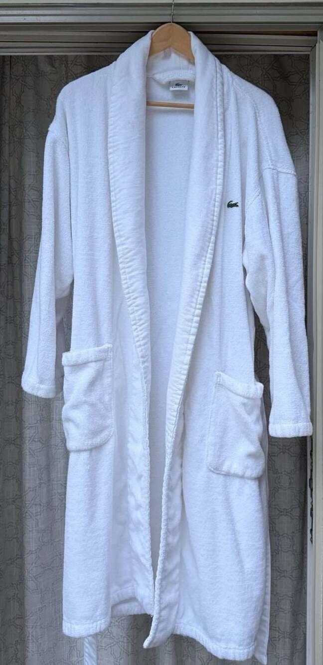 Lacoste Bathrobe White Cotton Terrycloth Logo
Size S/M
